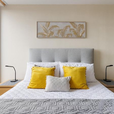 Stratford Skyview Apartment London Luaran gambar